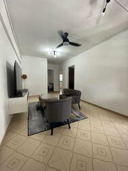 Blk 909 TAMPINES PALMSVILLE (Tampines), HDB 3 Rooms #556215471